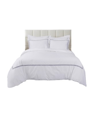 Cotton White Bedding Set (4 Pieces)